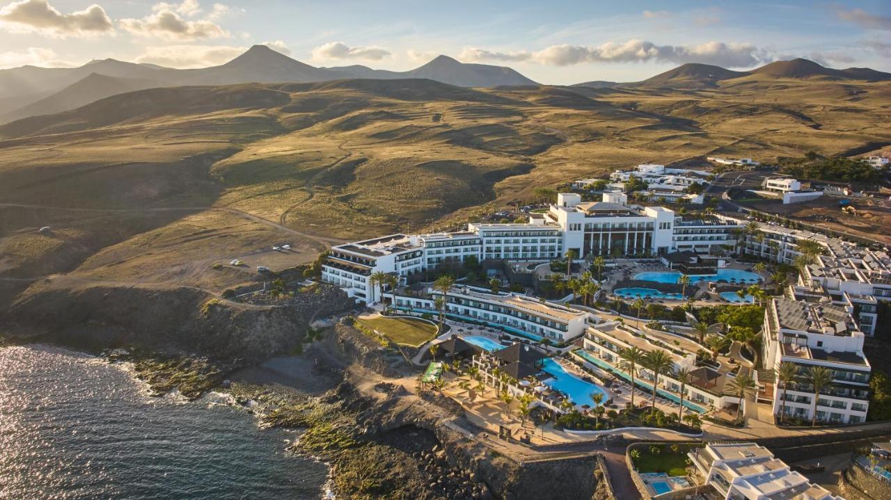Secrets Lanzarote Resort & Spa - Adults Only Пуерто-Калеро Екстер'єр фото Aerial view of the resort